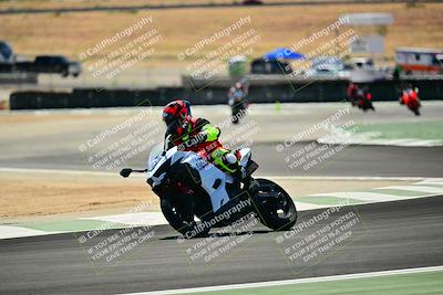 media/Sep-07-2025-TrackXperience (Sun) [[ee17e62fad]]/Level 1/Session 4 (Lower Chicane)/